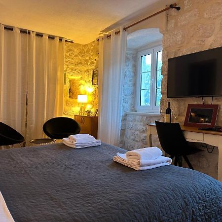 Villaoldmariner Prčanj Buitenkant foto