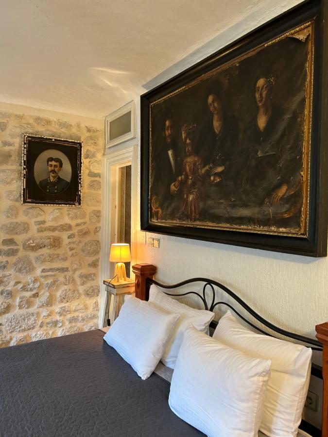 Villaoldmariner Prčanj Buitenkant foto